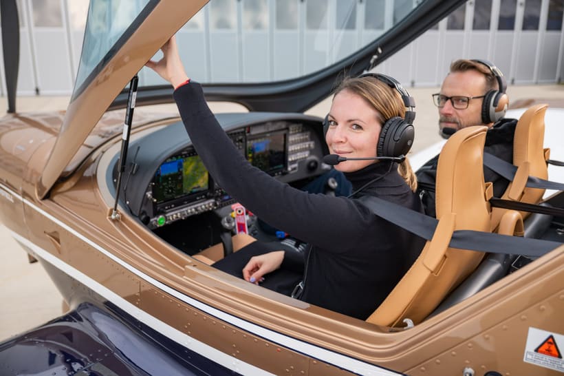 Two Aviation Leaders Unite: Bristell and Lightspeed Aviation Partner to Elevate the In-Cockpit Experience