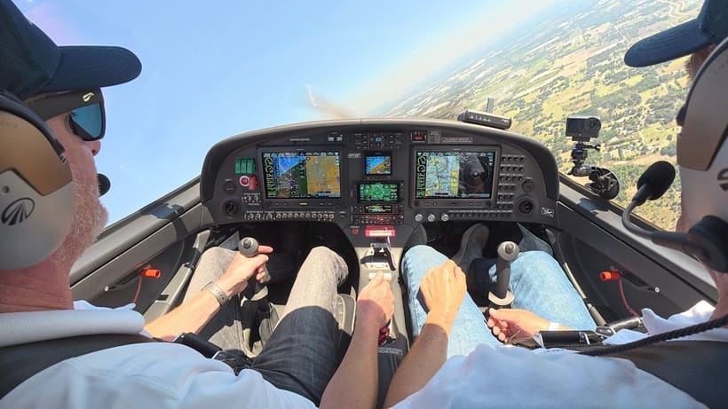 Steveo1Kinevo video review — MY FIRST TIME FLYING the BRAND NEW BRISTELL B23 LIGHT SPORT!