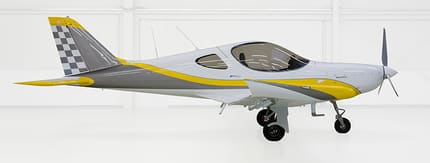 Bristell 150 side view