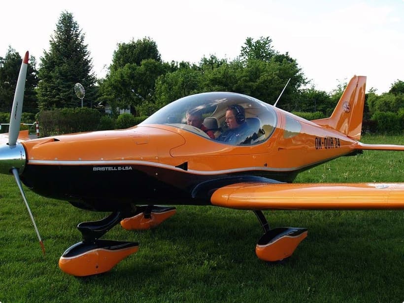 Der erste Bristell-Prototyp bei seinem Erstflug, 2010