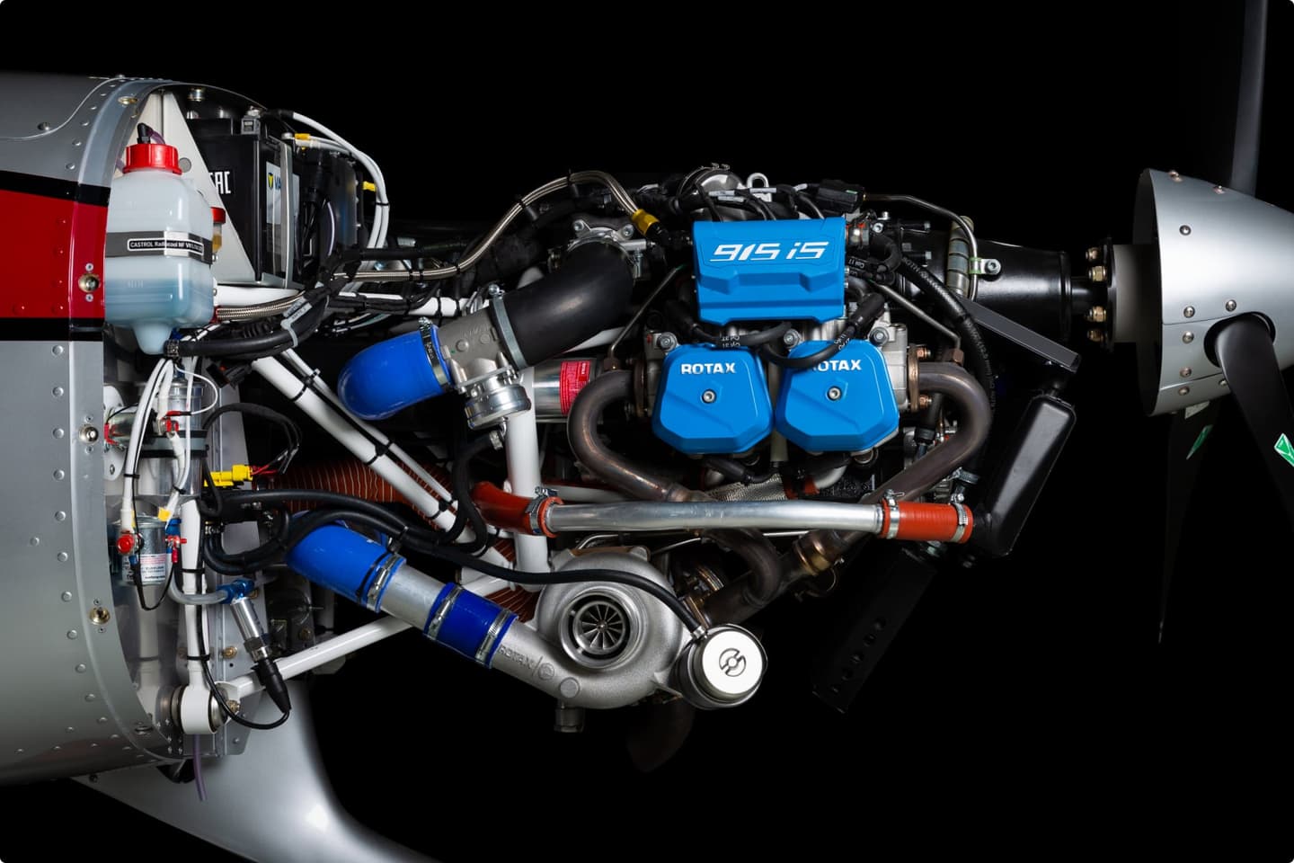 Rotax 915 iS turbocharged aircraft engine, close-up of the powerplant