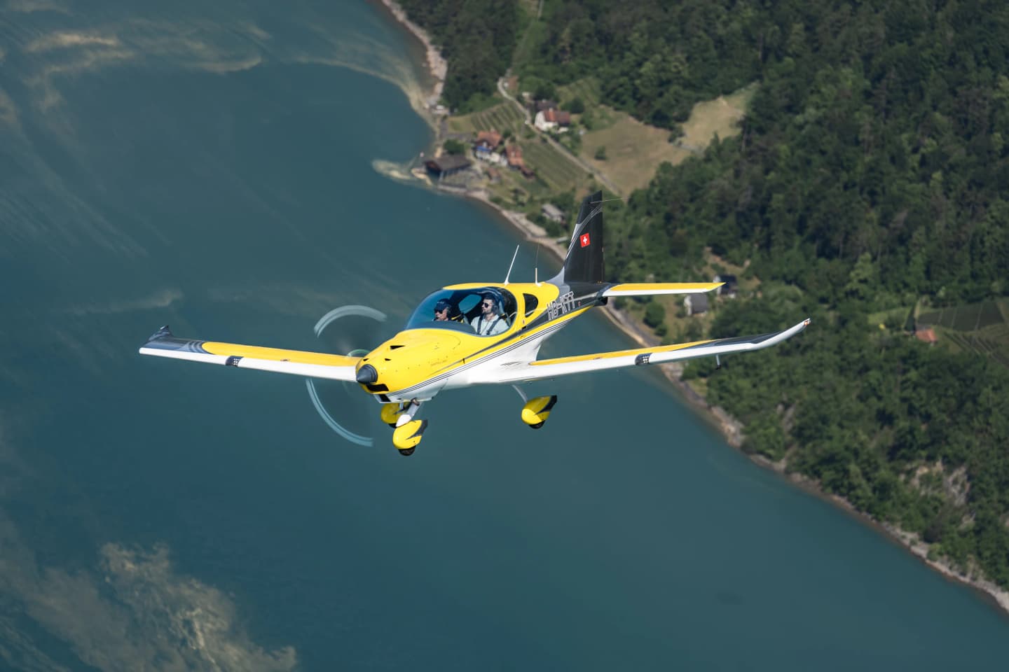Bristell B23M-915iS