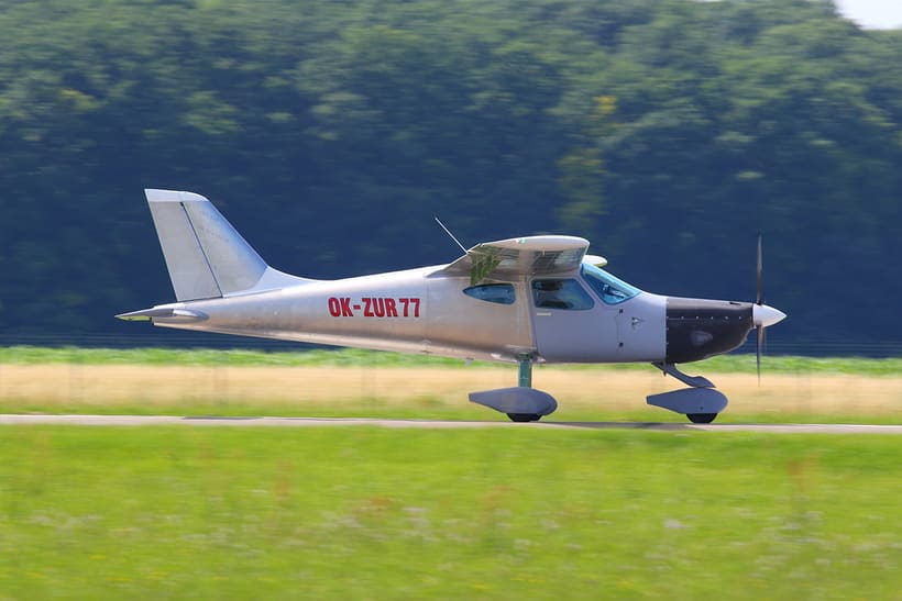 Bristell B8 first flight