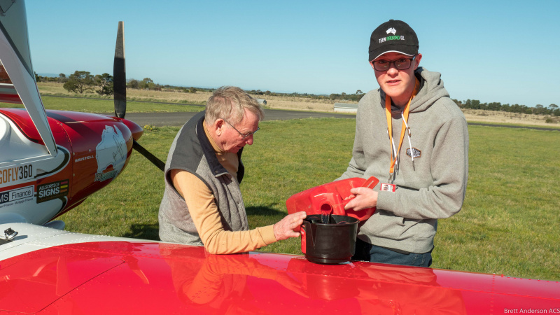 Conquering Australia by air and Guiness book of records